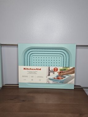 New KitchenAid 1901747 - light aqua blue 4 quart Collapsible expandable Colander